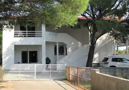 Apartmani Paklenica Стариград-Пакленица Экстерьер фото